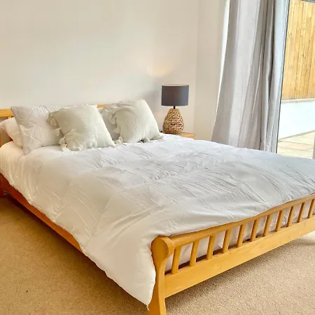 Rye Court And Annex Hemsley 赫尔姆斯利