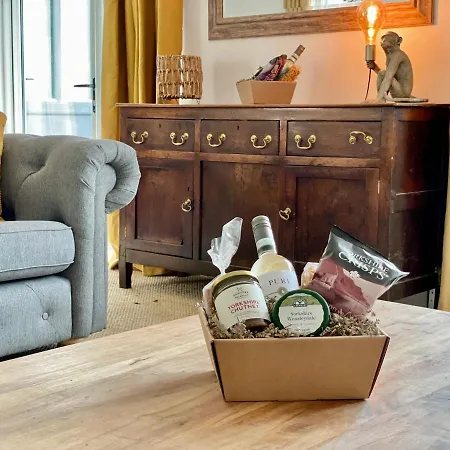 Rye Court And Annex Hemsley